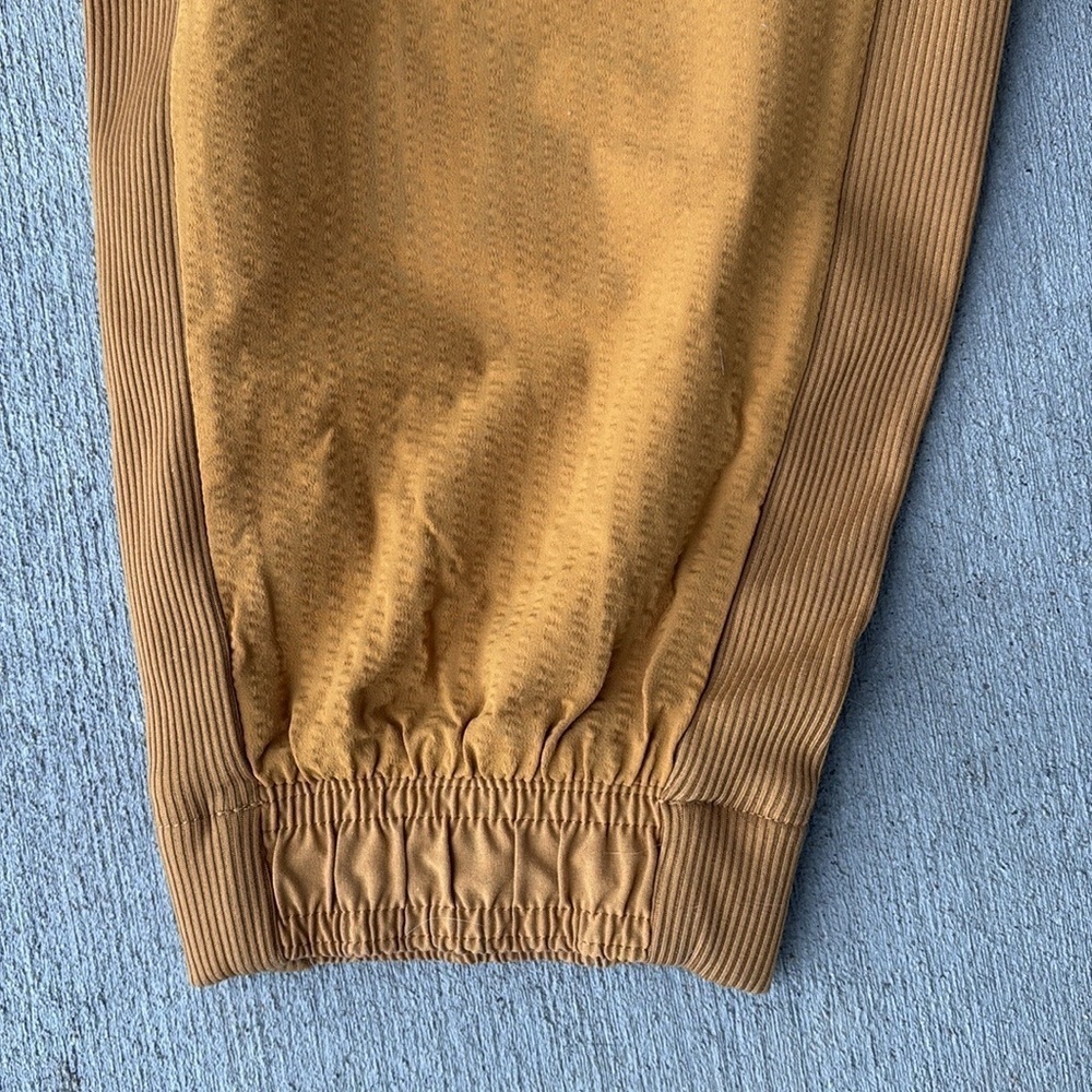 Athleta Textured Brooklyn Jogger Pants Size 10 - Picture 3 of 6